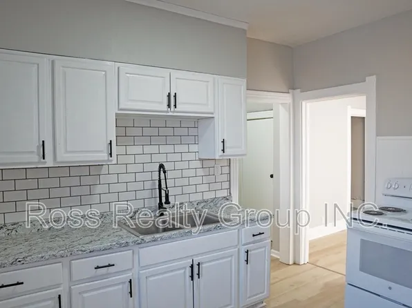 1148 Earl St, Toledo, OH 43605