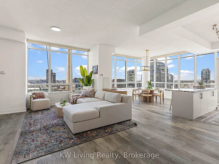 65 Bremner Blvd #5102 — Photo 6
