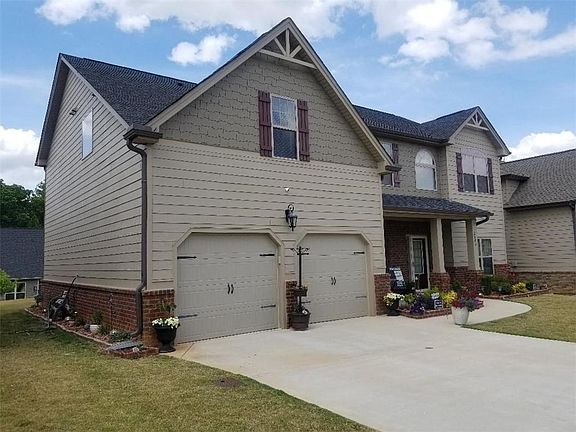 3rd image of 2103 Lennox Ln