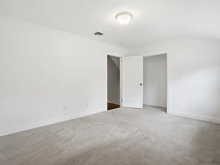 45 Oakland Ave — Photo 20