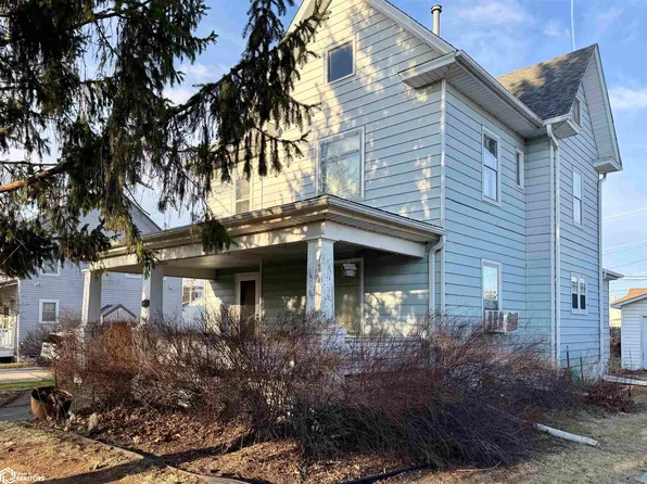 411 N Grand St, Chariton, IA 50049