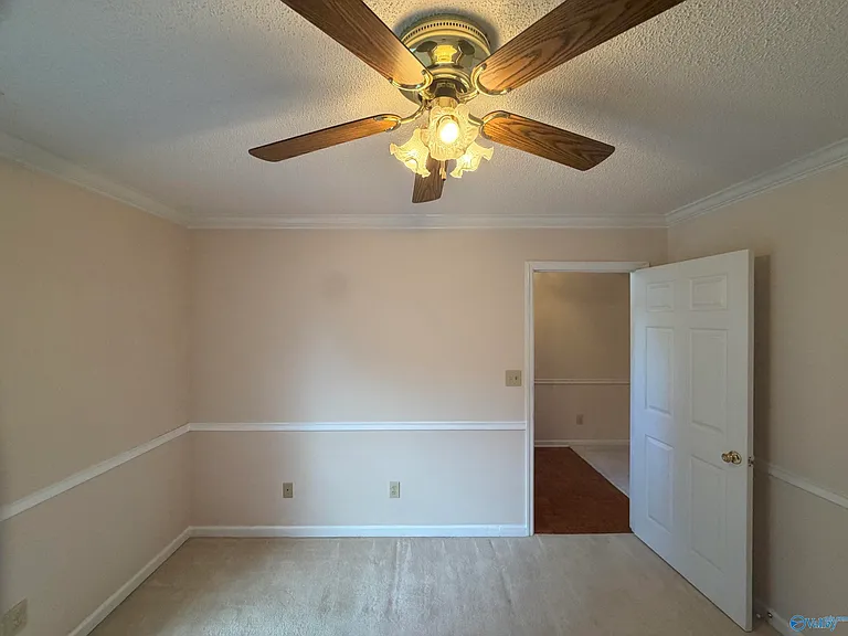 701 Rigel Dr SW — Photo 32