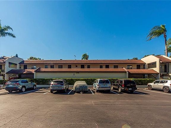 3rd image of 1100 E Bay Dr APT 96