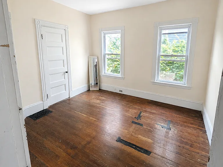 53 Willow Ave #1 — Photo 11