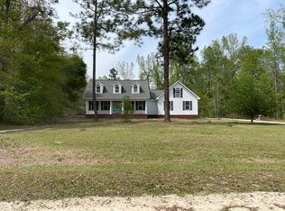79 Robin Blvd, Swainsboro, GA 30401
