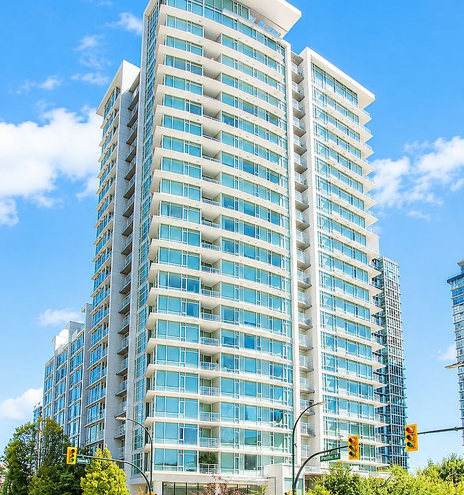 1st image of 161 Georgia St W