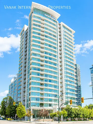 161 Georgia St W Photo 1