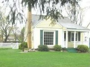 1737 Warwick Rd SE, East Grand Rapids, MI