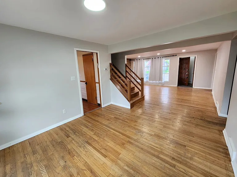 2536 Claver Rd — Photo 4