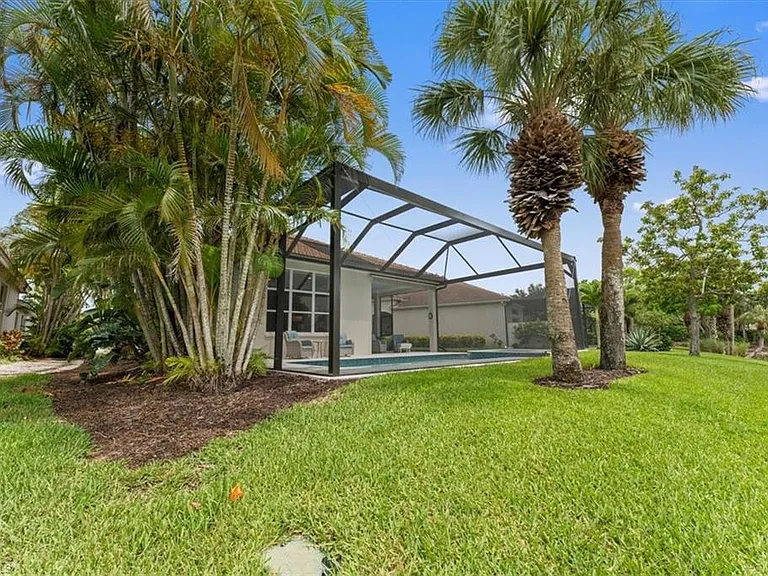 8541 Pepper Tree Way — Photo 21