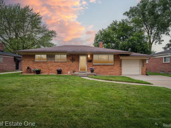44060 Donley Dr, Sterling Heights, MI 48314