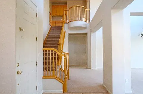 3 bed, 2.5 bath, 2449 sqft, $4,000 — Photo 1