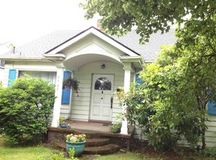 7547 Roosevelt Way NE, Seattle, WA 98115