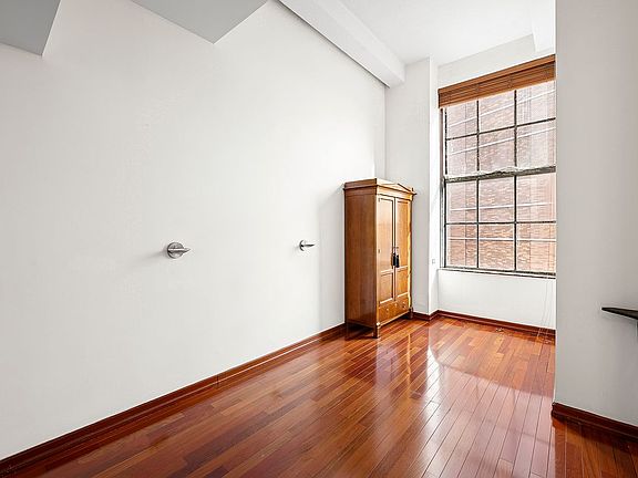3rd image of 111 4th Ave APT 7C