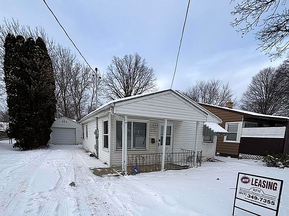 2nd image of 555 Samantha Ave