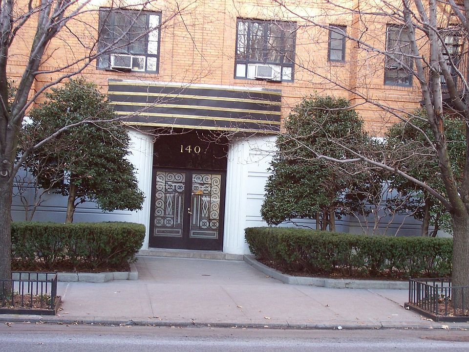 1st image of 140 8th Ave APT 3M