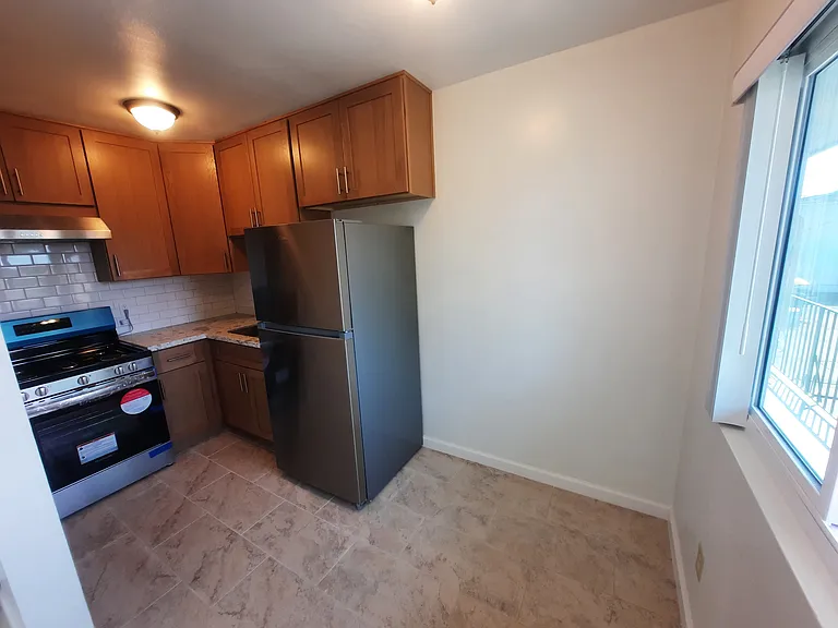 1435 Marquette St — Photo 1