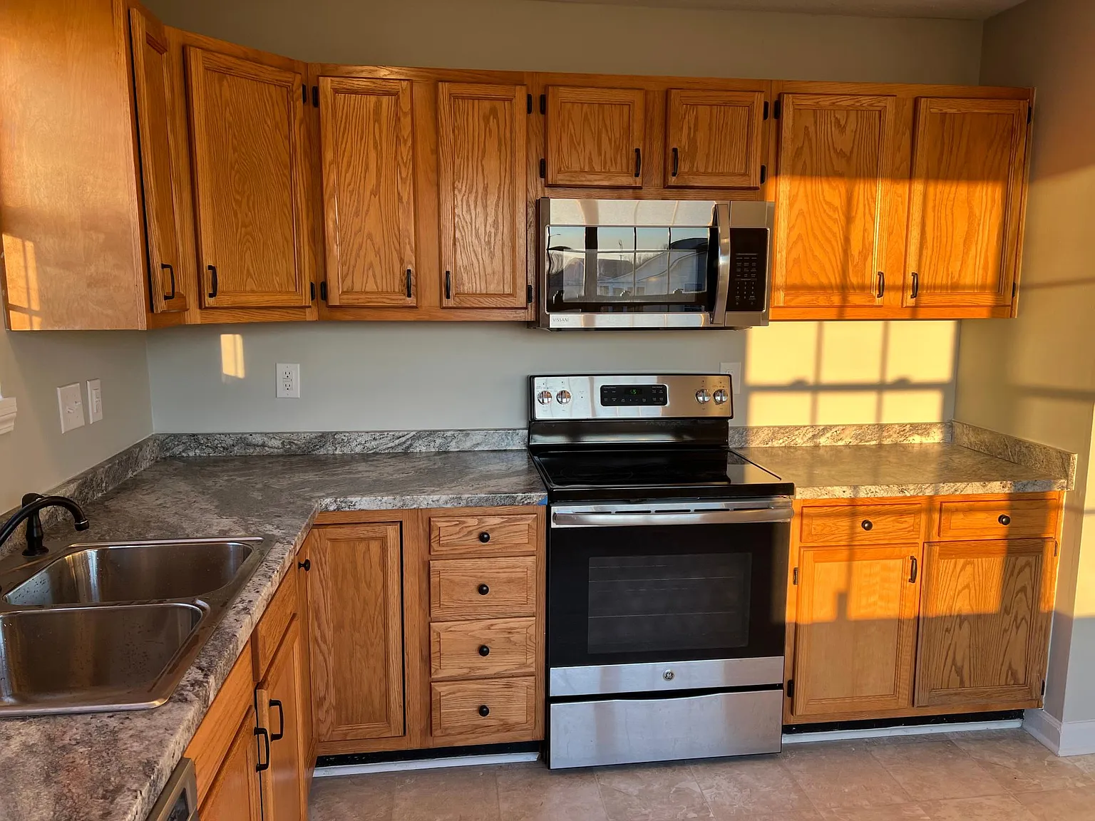 331 Colby Ridge Blvd — Photo 4