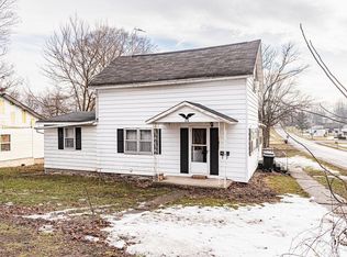 214 S Elm St, Albion, IN 46701