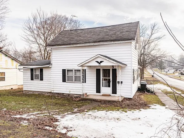 214 S Elm St, Albion, IN 46701