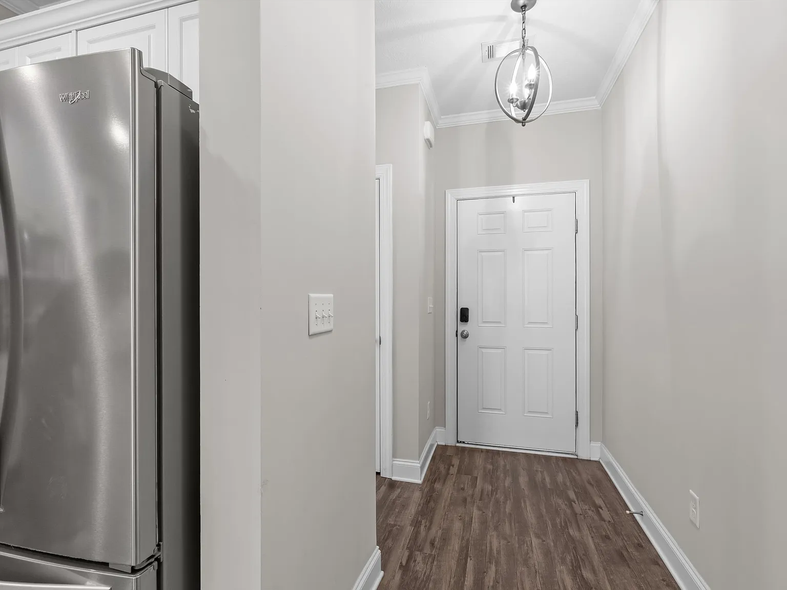 3 bed, 1521 sqft, $2,000 — Photo 4