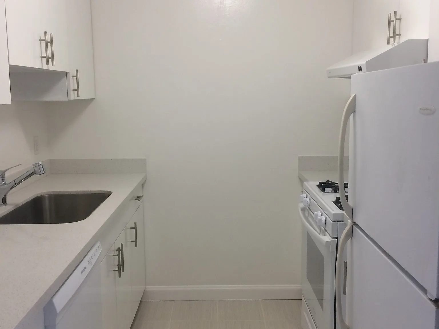 2 bed, 822 sqft, $2,500 — Photo 3