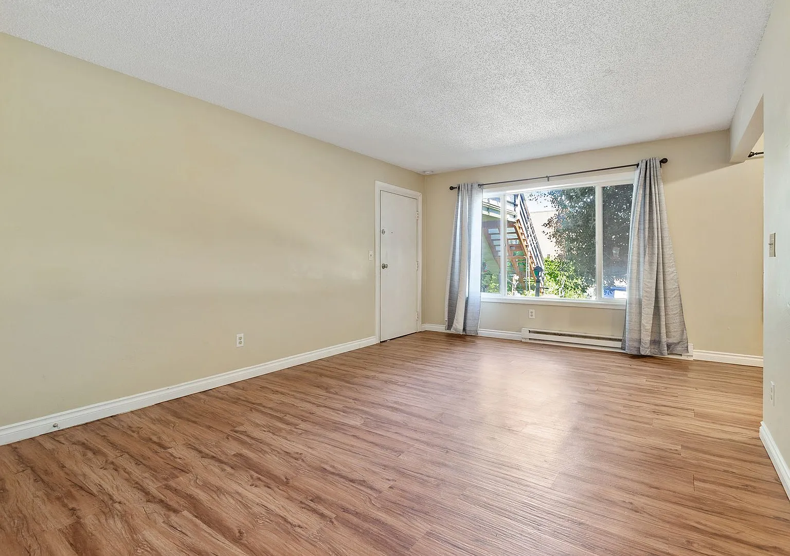 Huber Apartments — Photo 4