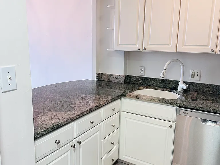 1330 New Hampshire Ave NW #823 — Photo 12