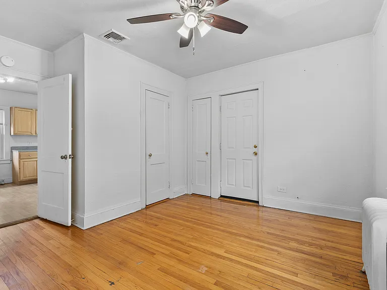 264 Laurelton Blvd #2 — Photo 3