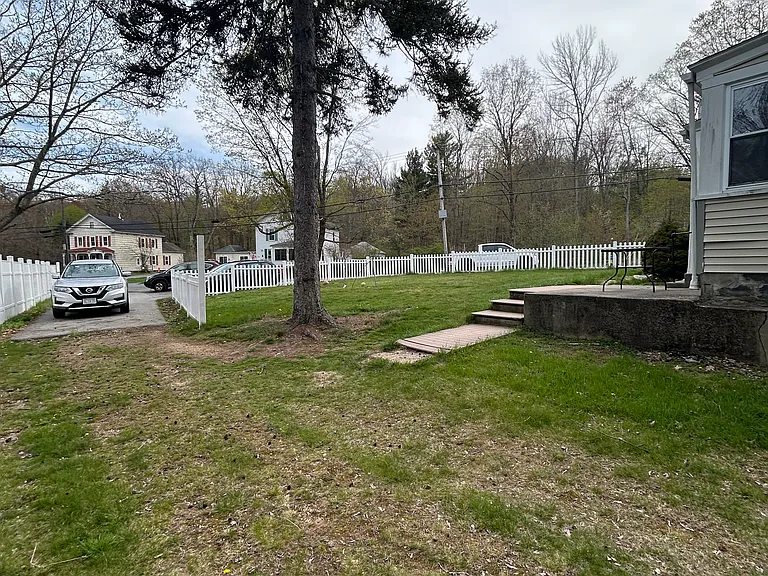 733 Pleasant St #1 — Photo 7