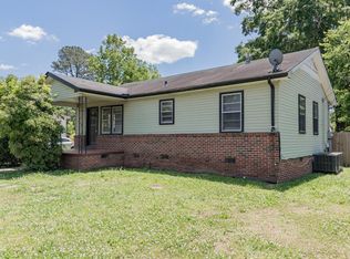 710 Coleman Dr, Talladega, AL 35160