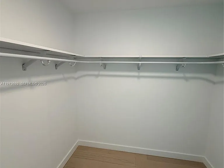 9221 E Bay Harbor Dr #307 — Photo 16