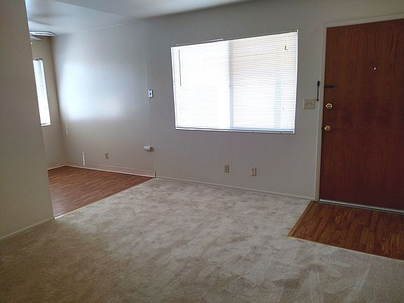 4th image of 556 S 5th St APT 17