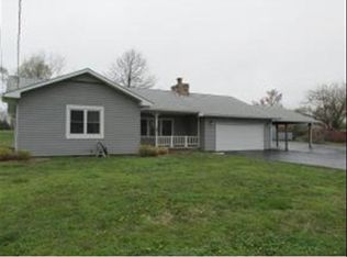 1233 S Palomino Rd, Carthage, MO 64836