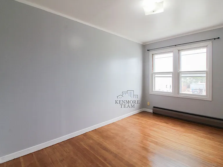 1005 Thayer Dr — Photo 13