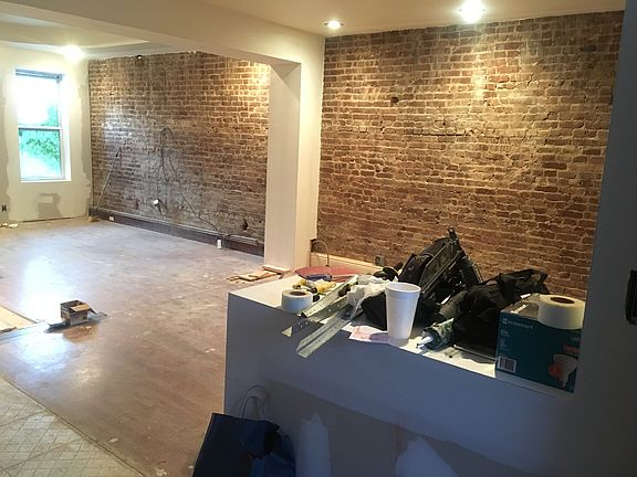 1st Fl Open Fl Plan w/exp br