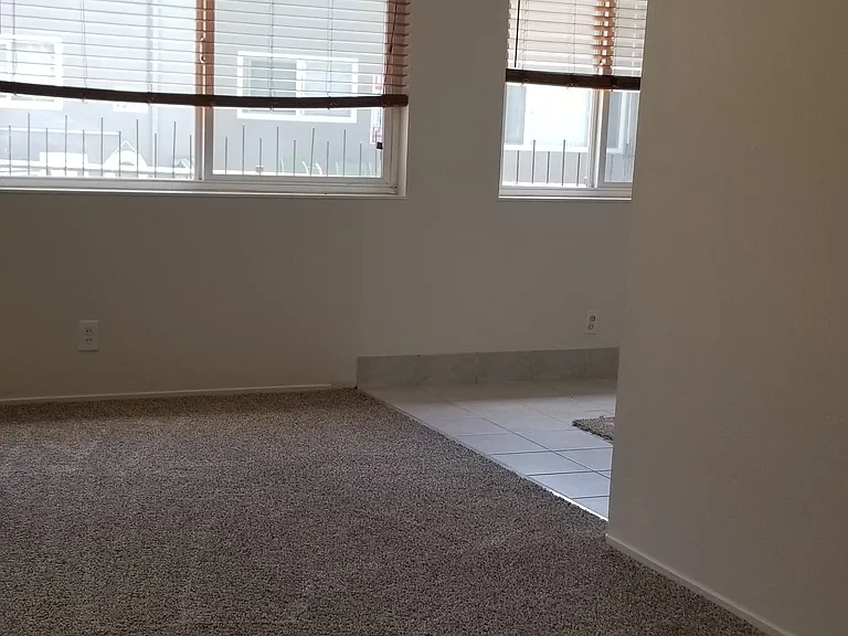 222 Milbrae Ln #10 — Photo 12