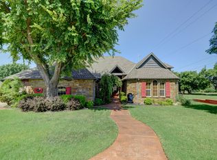 3317 Heritage Green Trl, Edmond, OK 73003