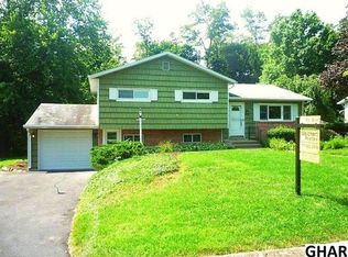 3825 Club Dr, Harrisburg, PA 17110