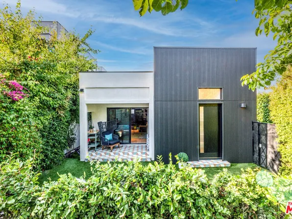 8907 Rosewood Ave, West Hollywood, CA 90048