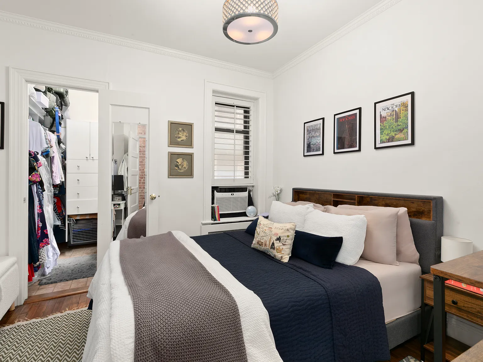 210 West 21st Street — Photo 4