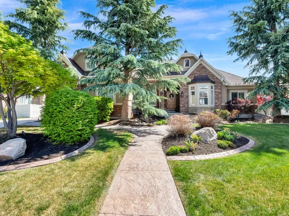 10257 S McKinley Park Ln, South Jordan, UT 84095