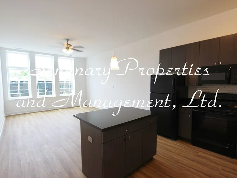 Prime Southport Corridor newer construction one-bedroom's — Photo 70