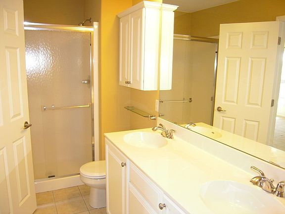 Large Master Bath!