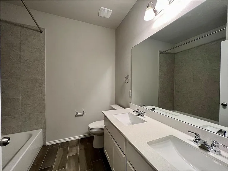 326 Blue Oak Blvd — Photo 8