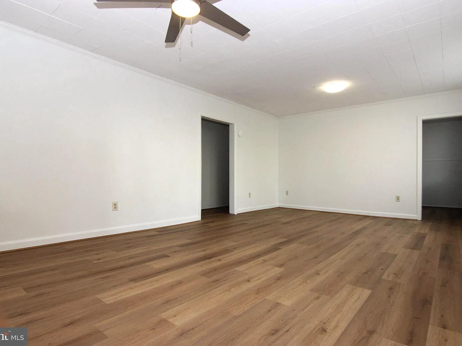 2 bed, 1.0 bath, 800 sqft, $1,600 — Photo 3