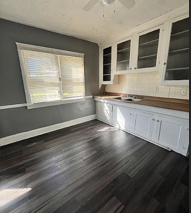 4th image of 12601 Signet Ave #1