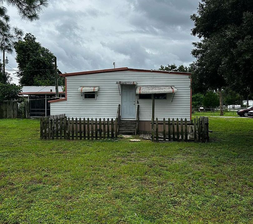 1st image of 8281 Sevigny Dr #1