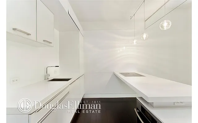 Rented by Douglas Elliman | media 8