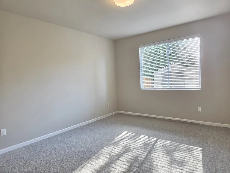 18433 136th Pl SE — Photo 29